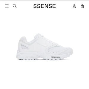 Nike x Comme Des Garcons
× Supreme